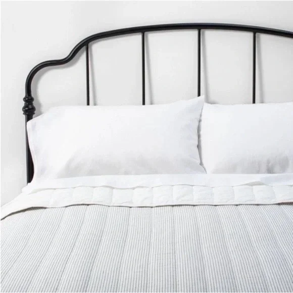 Hearth & Hand Full/Queen Microstripe Quilt Sour Cream/ Railroad Gray - Picture 2 of 9